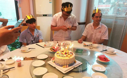 安博(中国)激光九月生日会